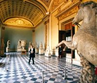 12 FAMOUS MUSEUMS OFFER VIRTUAL TOURS 