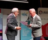 Prof. Andrzej L. Dawidowicz laureatem medalu im. Prof....
