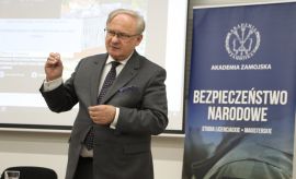 Gościnny wykład prof. Marka Pietrasia w Akademii Zamojskiej