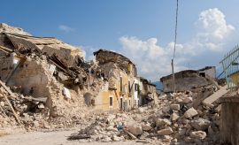 Holidays in a Risk Zone? Expert Commentary
