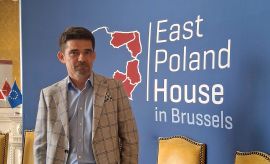 Dr Jakub Olchowski na konferencji w Brukseli