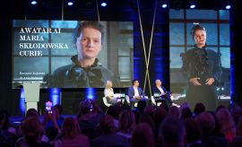 Meeting with the Avatar of Maria Curie-Skłodowska