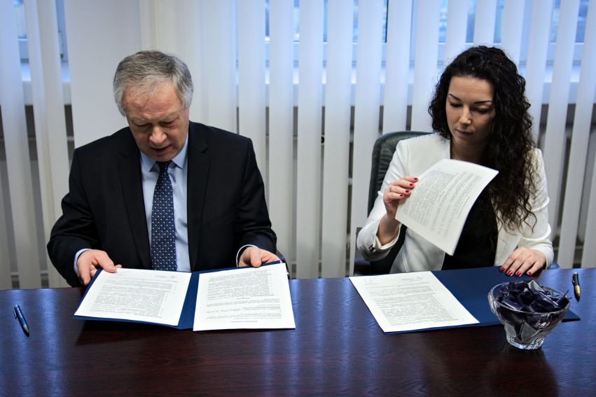 Umowa pomiędzy UMCS a firmą Convergys