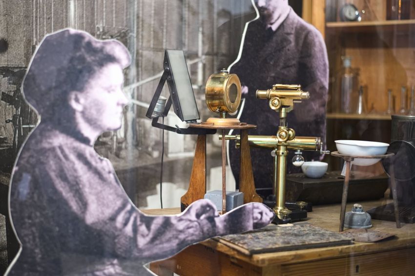 Wystawa Maria Curie-Skłodowska 1867-1934