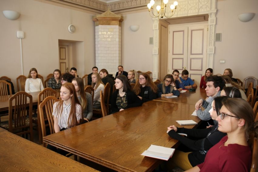 Warsztaty debat oksfordzkich dla uczniów z XXI Liceum...