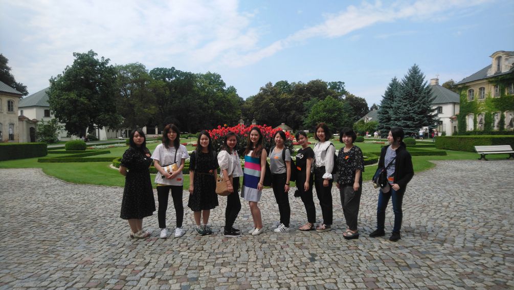 Visitors from Kobe College in Japan
