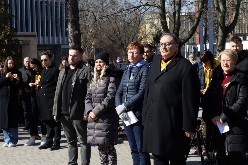 śpiewanie hymnu Ukrainy na UMCS - fot. klaudia olender...