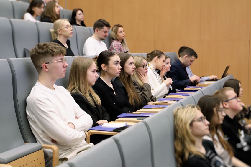 Staże i kariera w instytucjach UE | Warsztaty dla studentów