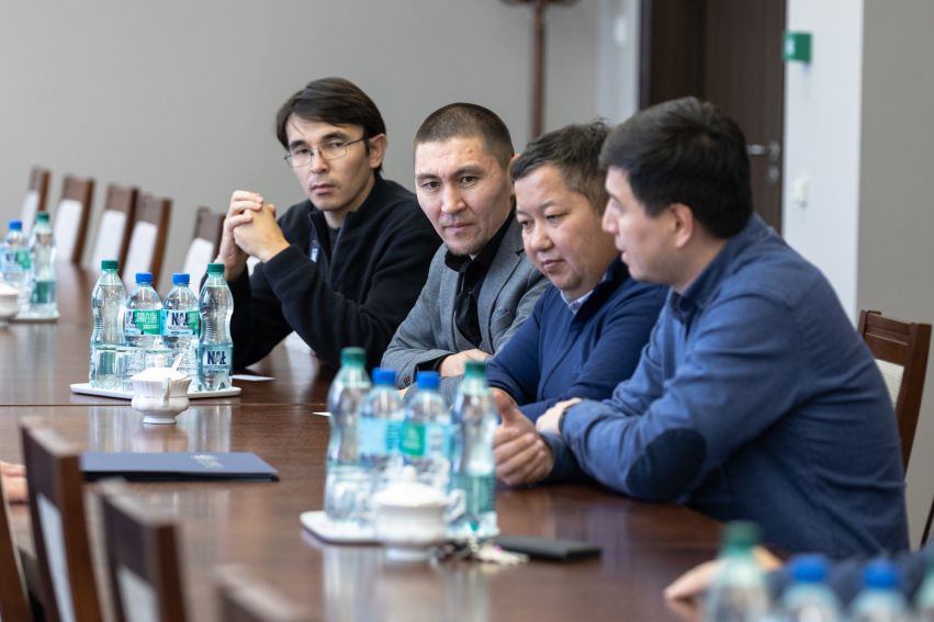 Podpisanie memorandum z gośćmi z Kazachstanu
