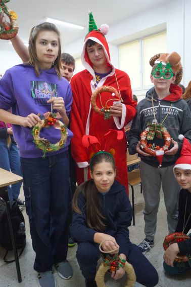 Warsztaty bożonarodzeniowe  w szkole w Konopnicy