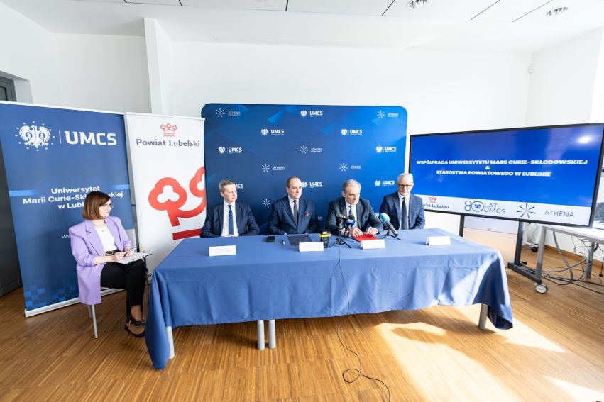 Podpisanie umowy ze Starostwem Powiatowym w Lublinie -...