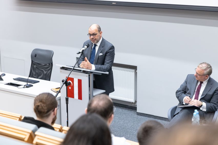 Rauf Alp Denktaş – ambasador Turcji w Polsce na UMCS