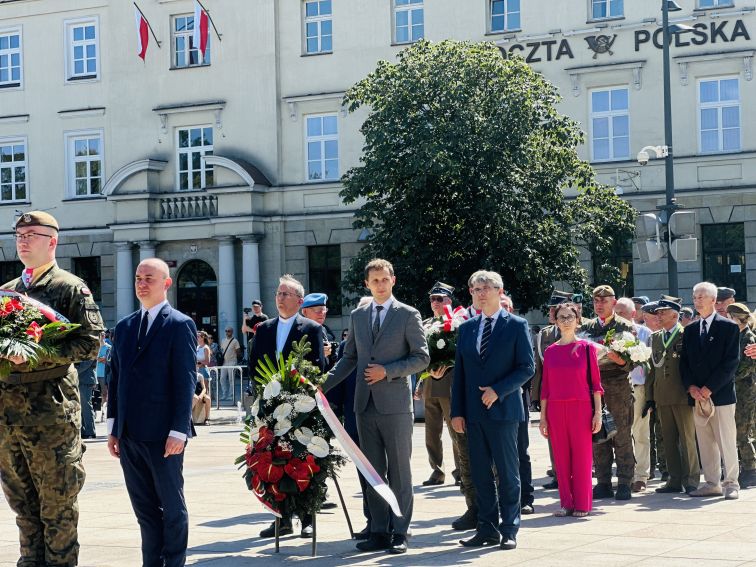 Święto Wojska Polskiego - uroczysty przemarsz i Apel na...