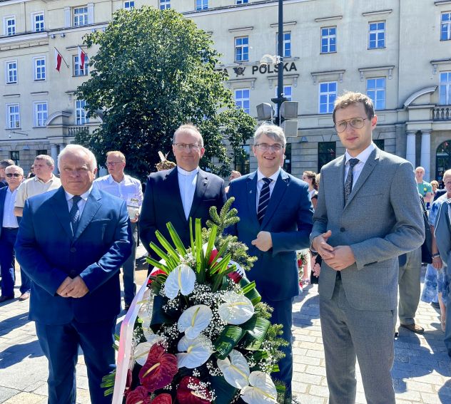 Święto Wojska Polskiego - uroczysty przemarsz i Apel na...