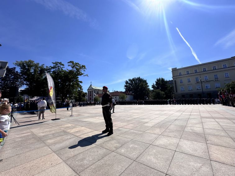 Święto Wojska Polskiego - uroczysty przemarsz i Apel na...