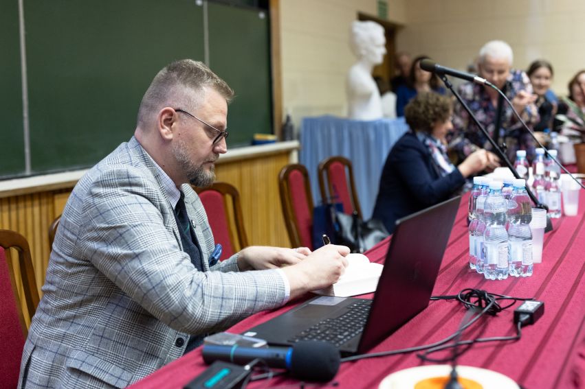 Konferencja "Maria Curie-Skłodowska, niecodzienna...