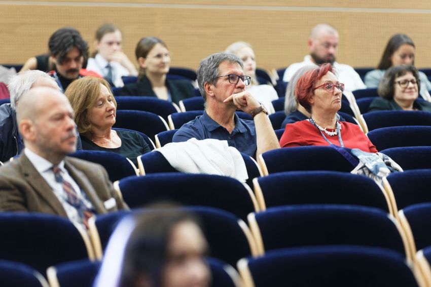 Konferencja Polskiej Sekcji Międzynarodowego...