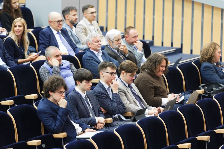 Konferencja Polskiej Sekcji Międzynarodowego...