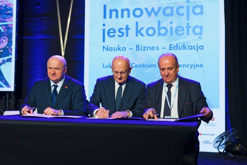 Kongres "Innowacja jest kobietą. Nauka - Biznes -...