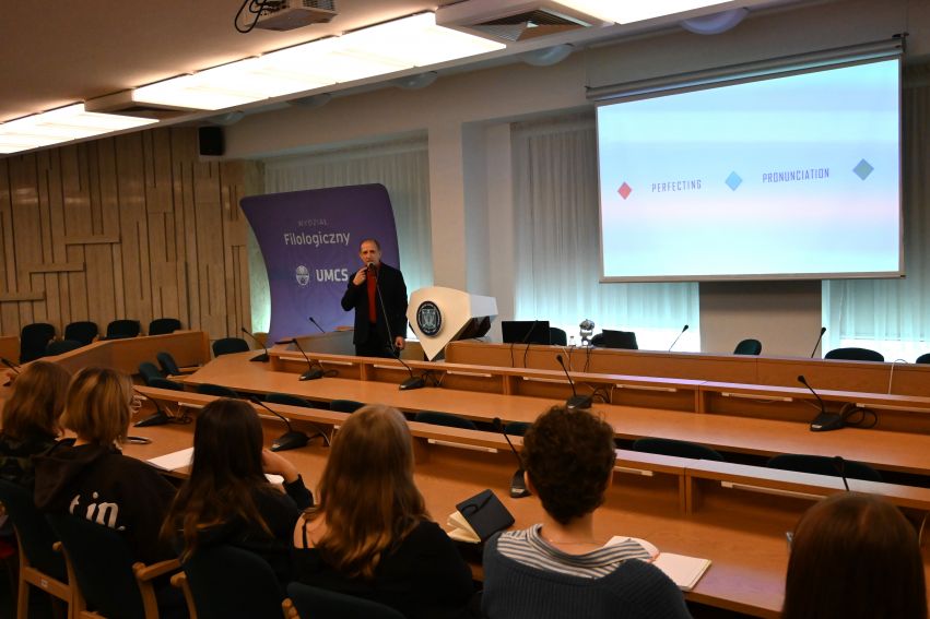 Warsztaty językowe dla uczniów IV LO w Białej Podlaskiej...