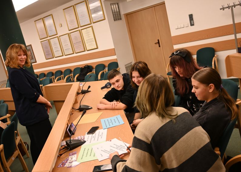 Warsztaty językowe dla uczniów IV LO w Białej Podlaskiej...