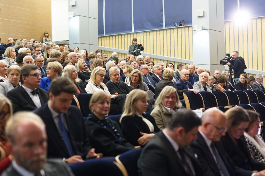 Uroczystość nadania tytułów DHC Anne Applebaum, Agnieszce...