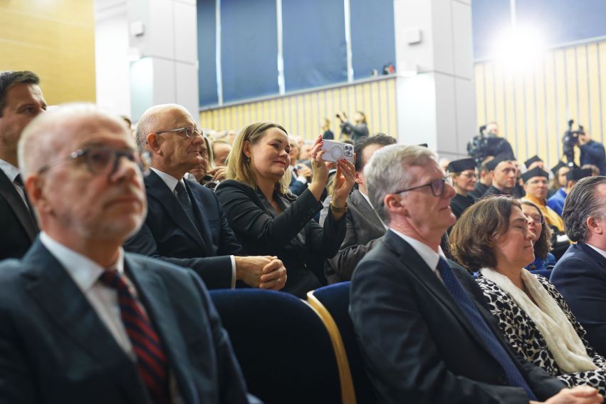 Uroczystość nadania tytułów DHC Anne Applebaum, Agnieszce...