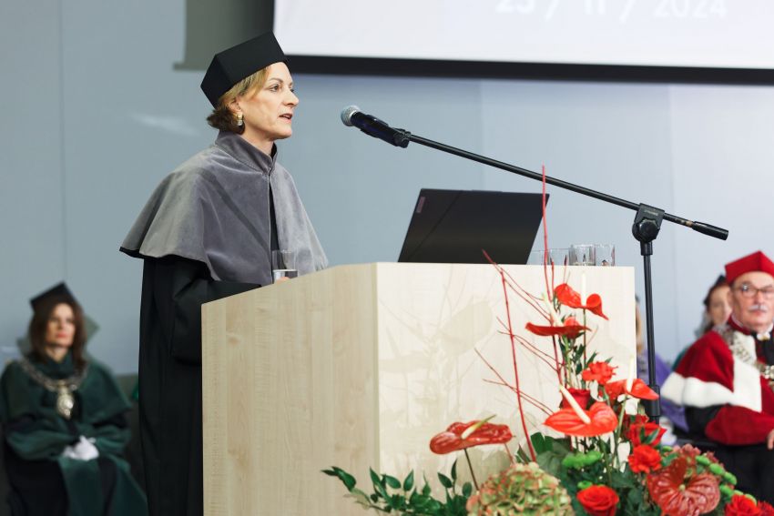 Uroczystość nadania tytułów DHC Anne Applebaum, Agnieszce...