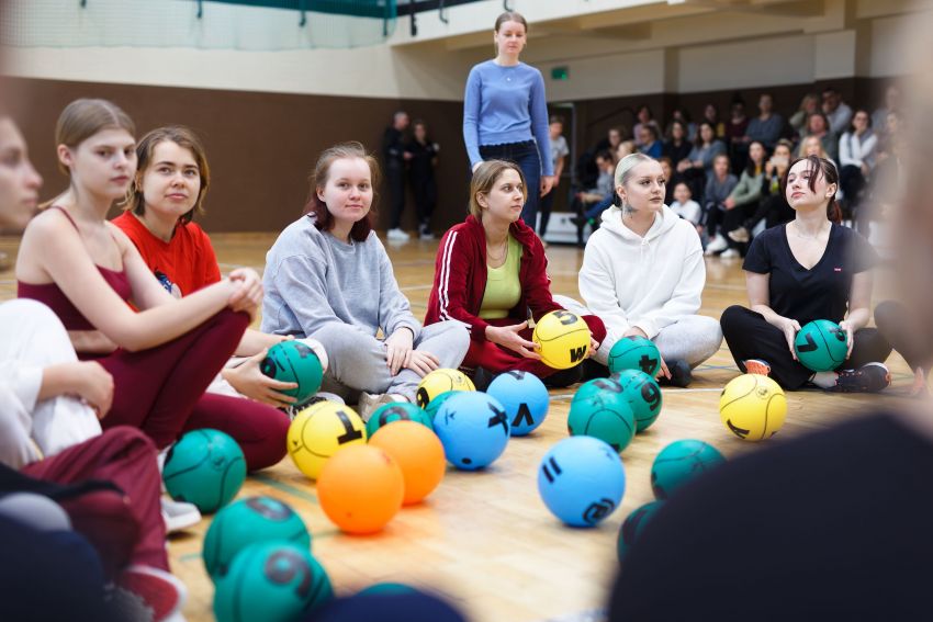  „Ruch, który uczy. EDUballe i mini-EDUballe w edukacji i...