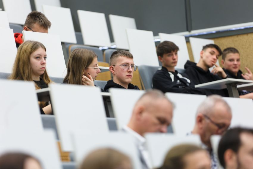 Edukacja i szkolnictwo zawodowe w kontekście ochrony...