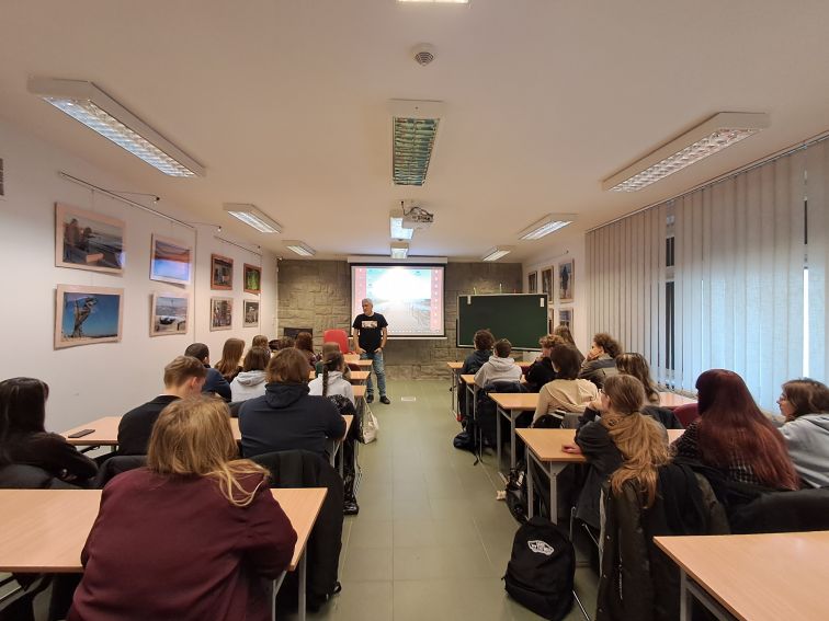 WARSZTATY DLA UCZNIÓW Z ZESPOŁU SZKÓŁ NR 5 IM. JANA PAWŁA...