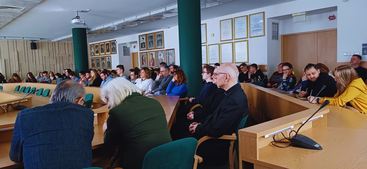 Fotorelacja ze spotkania autorskiego z prof. dr. hab....