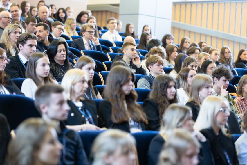 X edycja Ogólnopolskiego Konkursu Językowego Faces of...