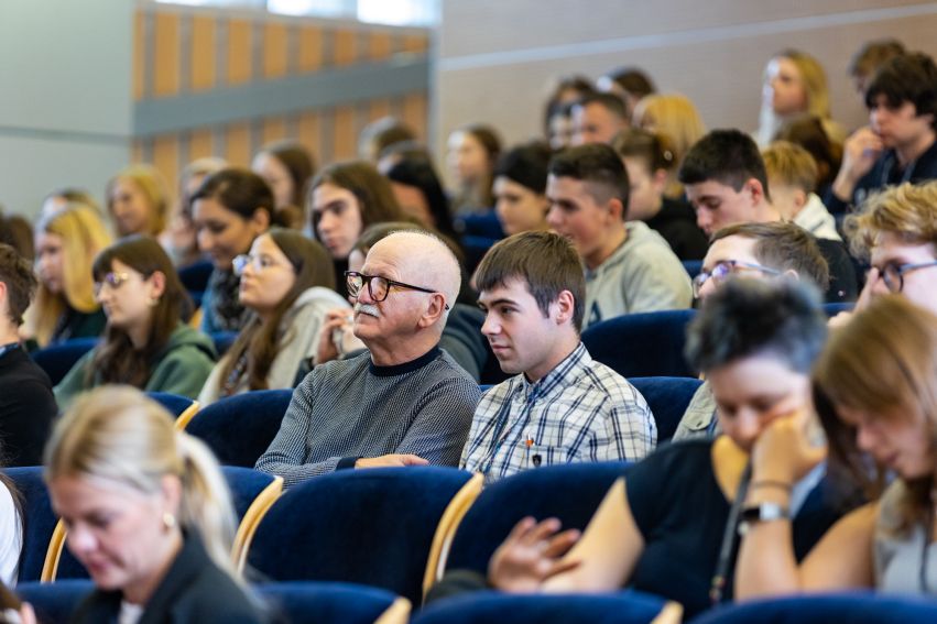 X edycja Ogólnopolskiego Konkursu Językowego Faces of...