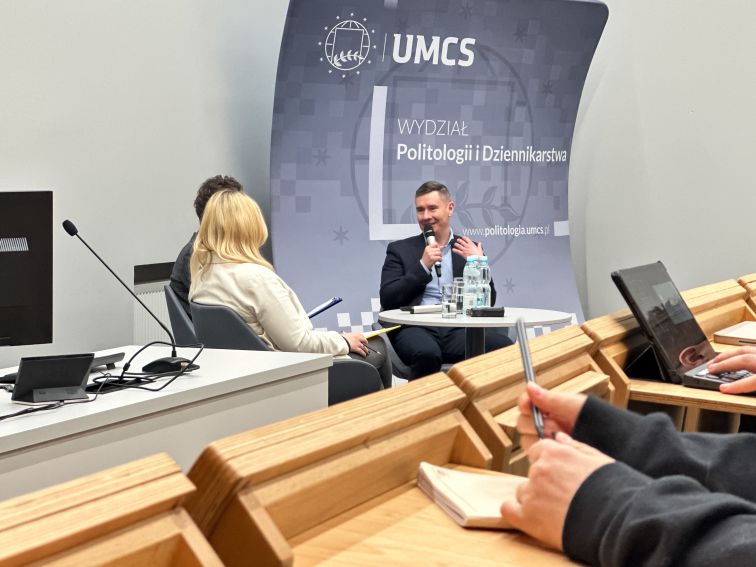Spotkanie z Łukaszem Jabłońskim w ramach cyklu Open Debates