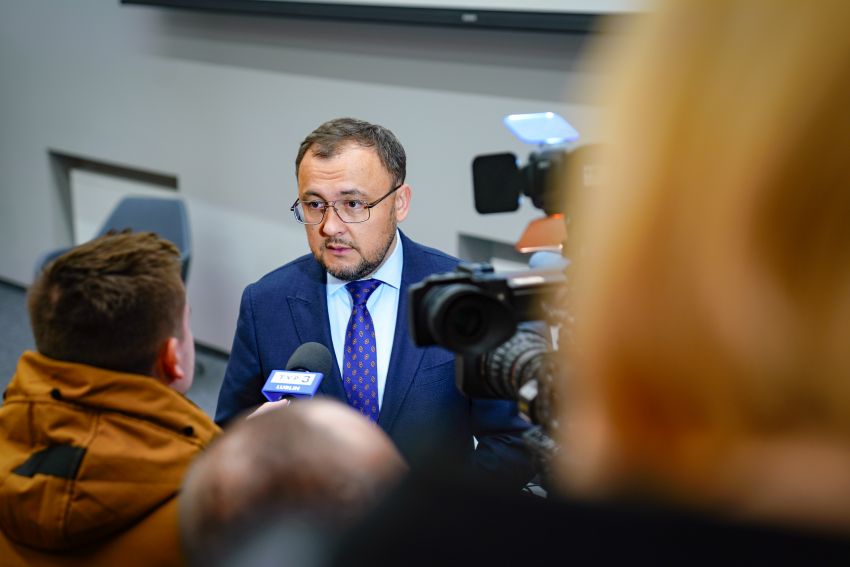 Rozmowy dyplomatyczne z Ambasadorem Ukrainy JE Vasylem...
