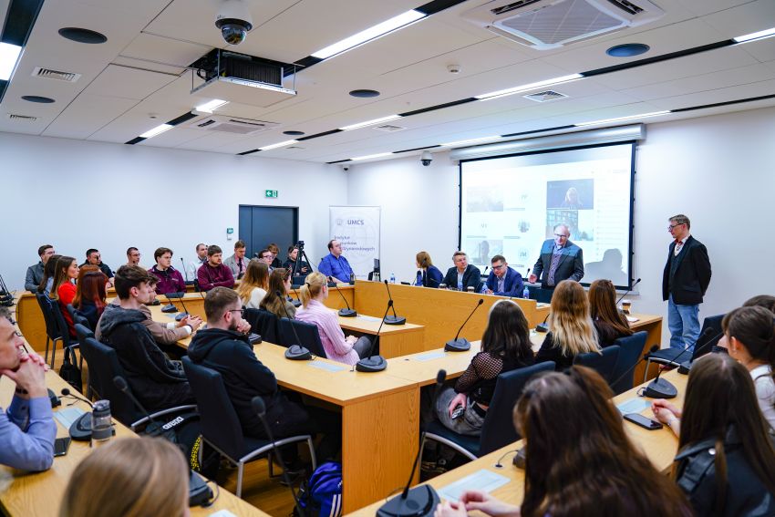 Seminarium pt. „Bliski Wschód po wyborze Donalda Trumpa”