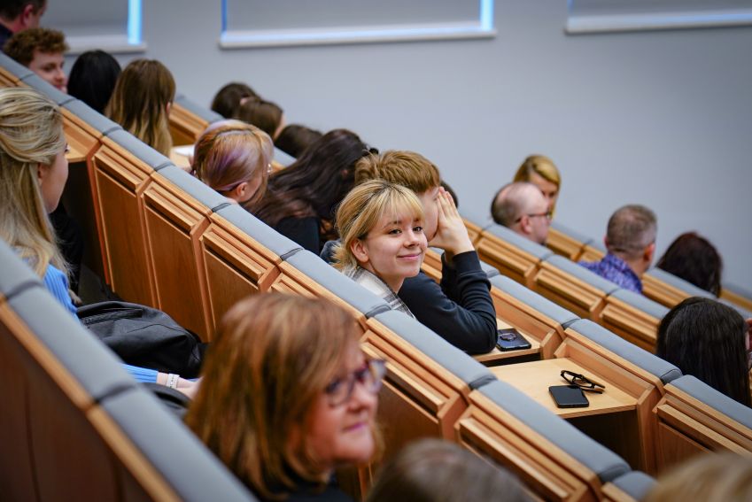 XI Lubelskie Forum Bibliologów Informatologów i...
