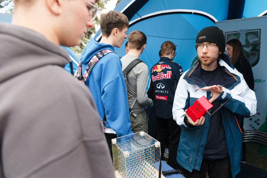EduBus - Mobilny Demonstrator Nauki