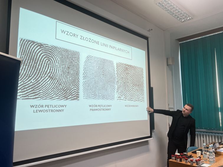 Warsztaty kryminalistyczne z daktyloskopii