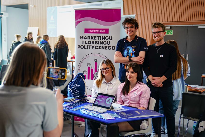 Drzwi Otwarte 2025 na Wydziale Politologii i Dziennikarstwa