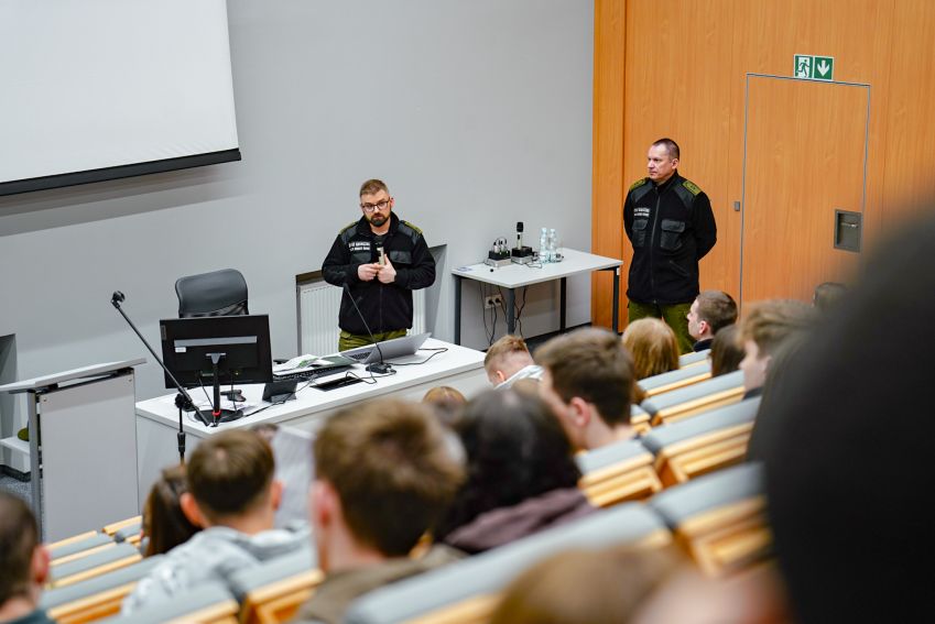Spotkanie ze Strażą Graniczną w ramach cyklu "Poznaj...