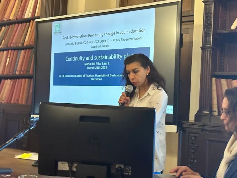 Przedstawicielki Centrum Promocji na Università degli...