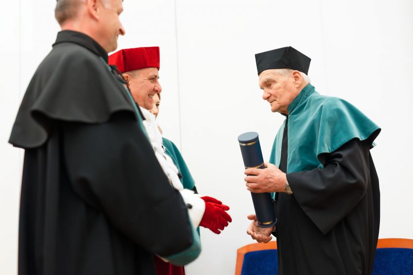 Odnowienie doktoratu prof. Ryszarda Szczygła