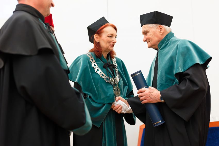 Odnowienie doktoratu prof. Ryszarda Szczygła