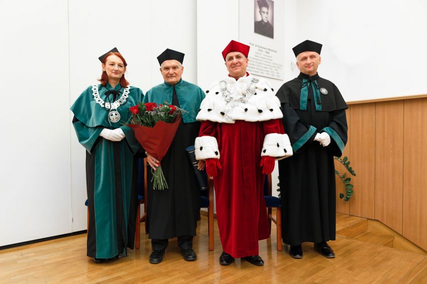 Odnowienie doktoratu prof. Ryszarda Szczygła