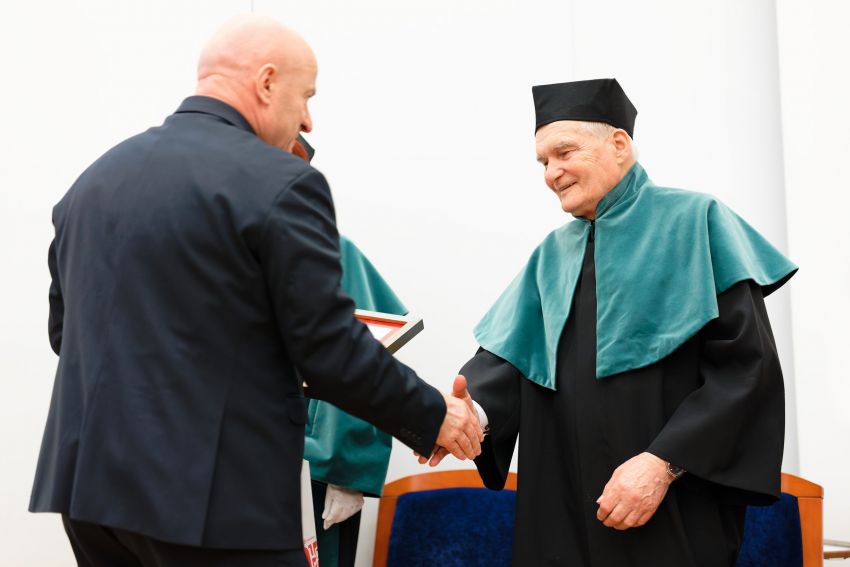 Odnowienie doktoratu prof. Ryszarda Szczygła