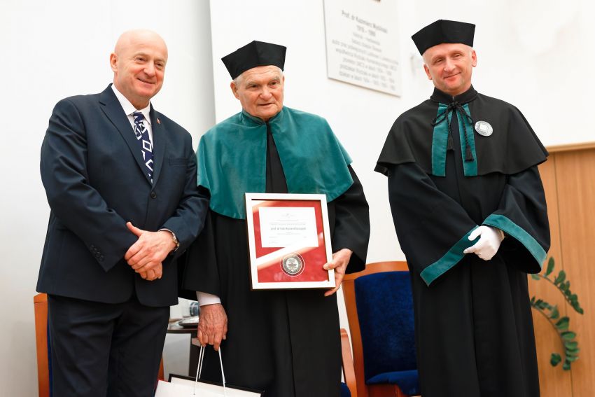 Odnowienie doktoratu prof. Ryszarda Szczygła
