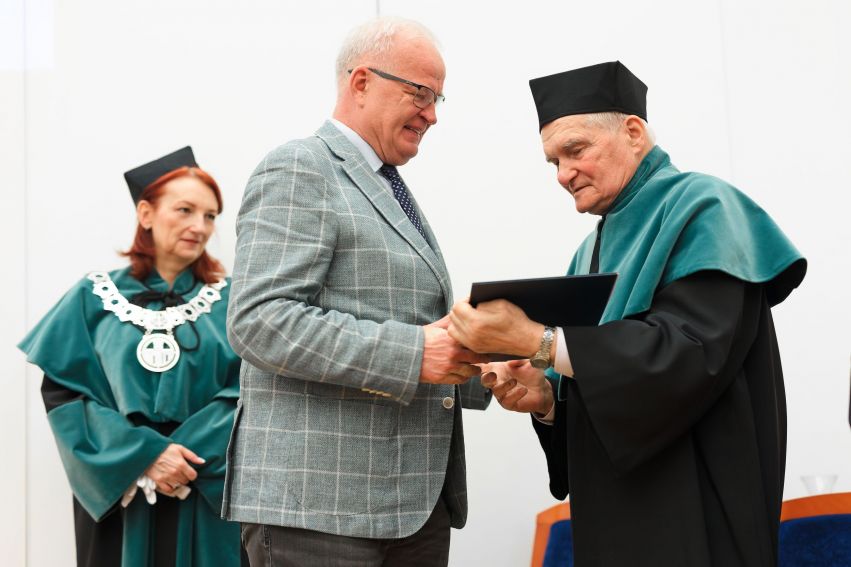 Odnowienie doktoratu prof. Ryszarda Szczygła