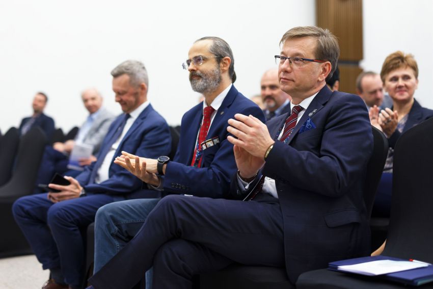 Otwarcie konferencji "Fizykochemia granic faz" 